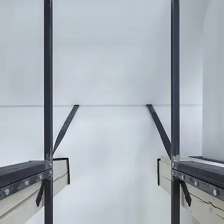 Stajnhaus 4*