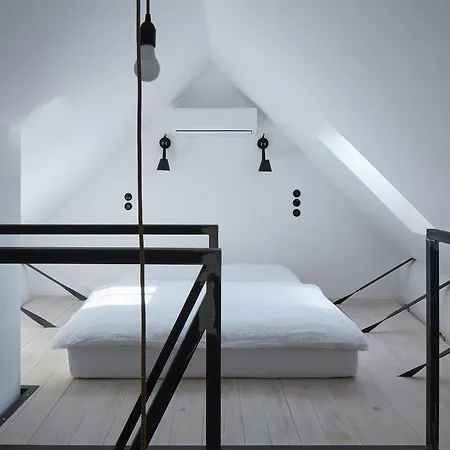 Stajnhaus 4* Mikulov