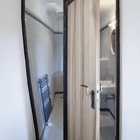 Stajnhaus 4*