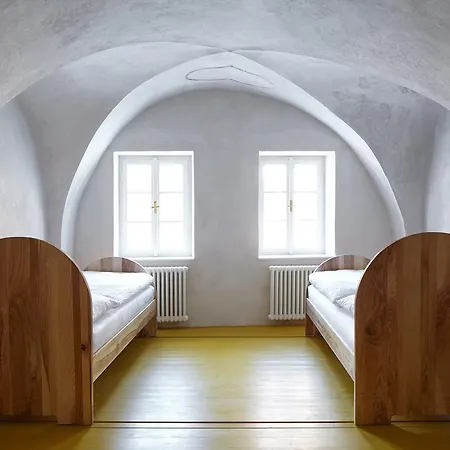 Stajnhaus Gasthuis Mikulov